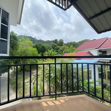 Roomstay Cikgu Mie Bayan Lepas Exterior foto